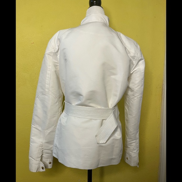 New Woman’s White Ralph Lauren Stylish Sping Jacket w/ Lots of Pocket Space!! - Picture 12 of 13
